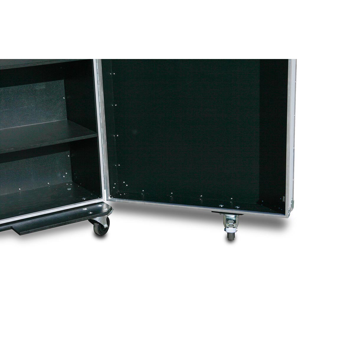 Schrankcase mit den Außenmaßen B 90cm x T 50cm x H 180cm + 15cm Rollen