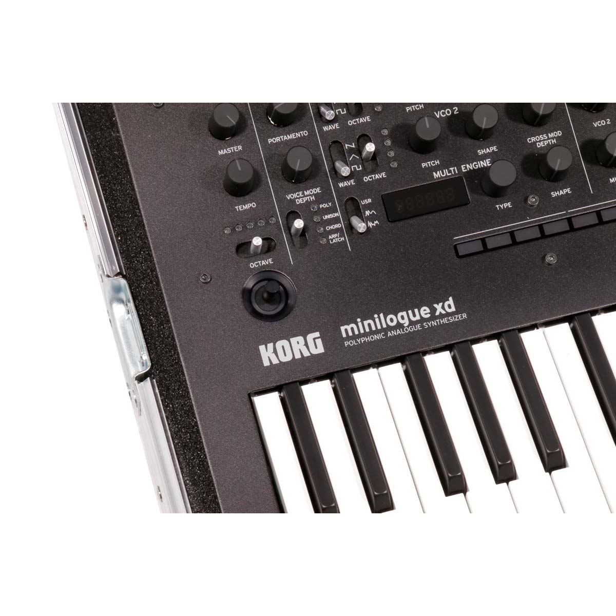 behringer poly d vs korg minilogue xd